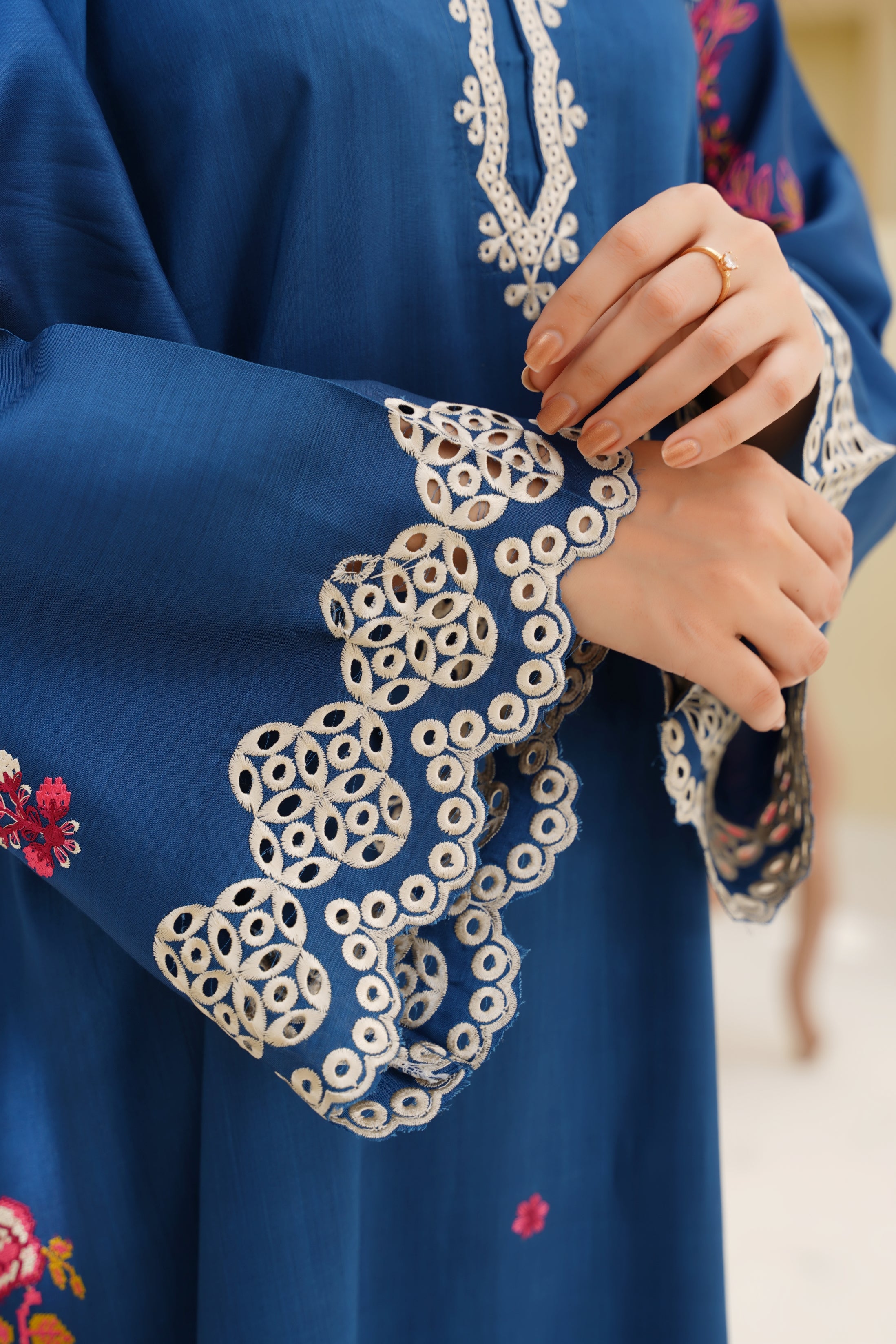 Azure Bloom – 2Pc Embroidered Suit