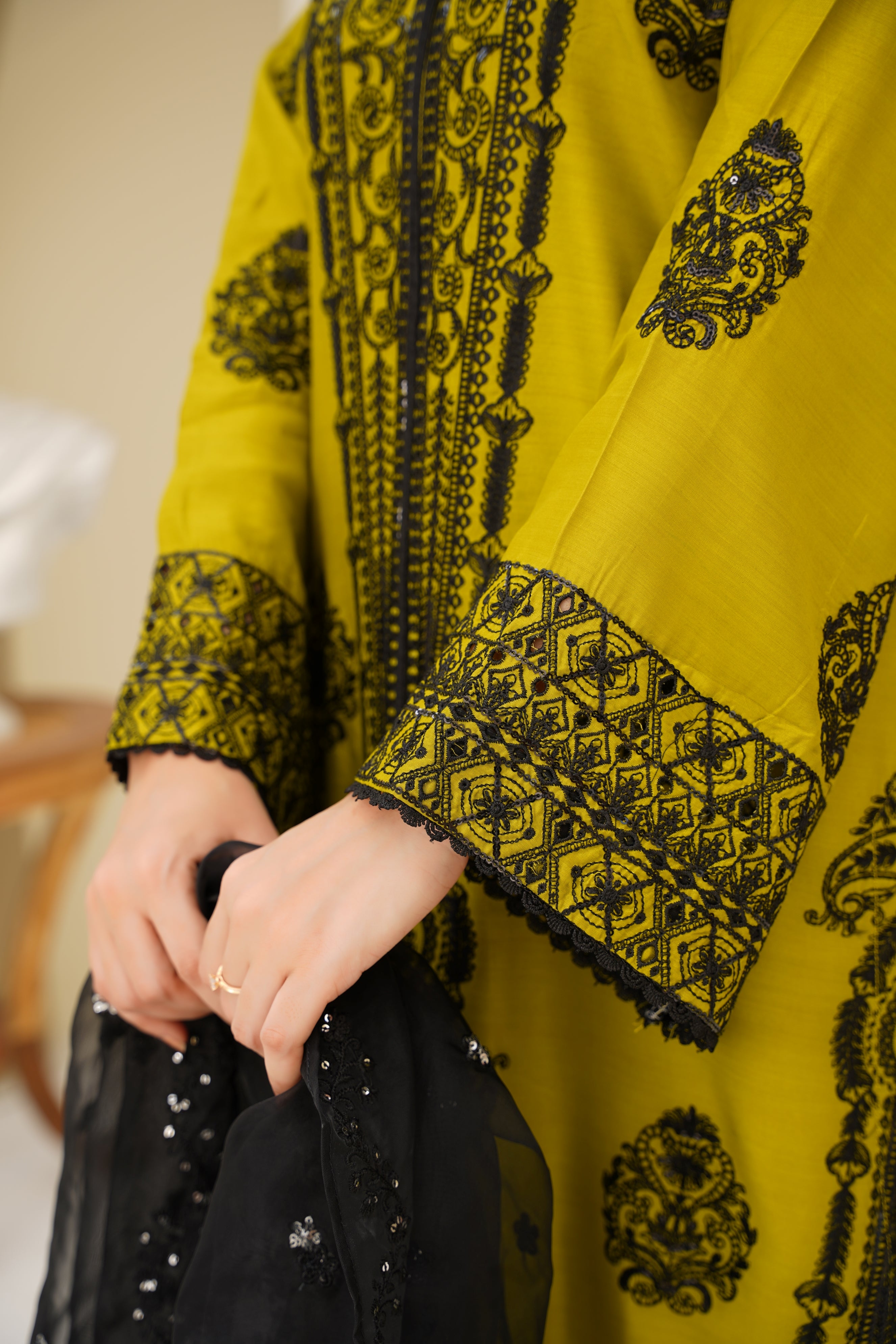 Vibrant Mustard Noir – 3Pc Embroidered Suit