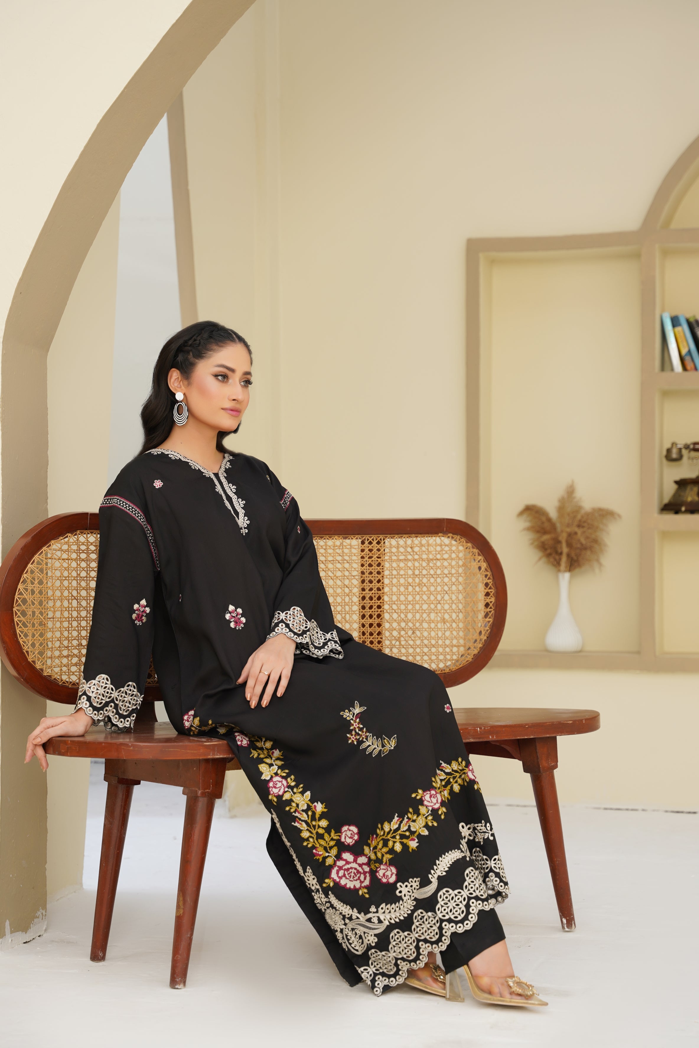 Midnight Bloom – 2Pc Embroidered Suit