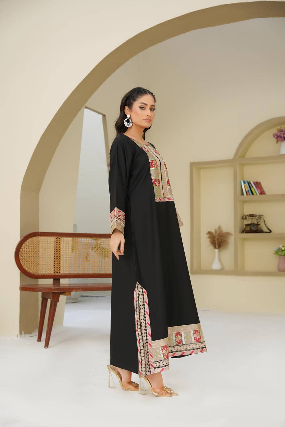 Noir Elegance – 2Pc Embroidered Suit
