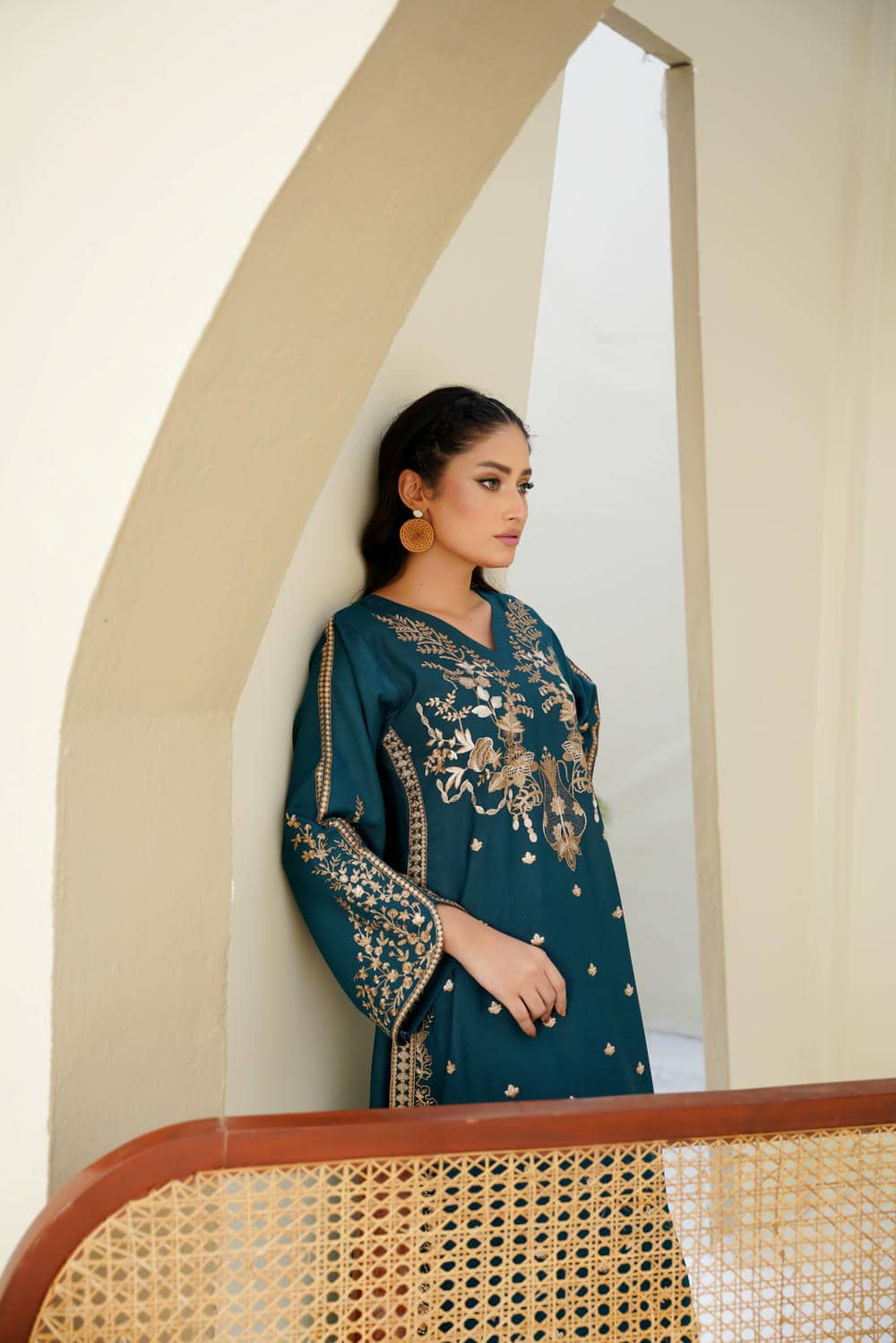 Maya Teal – 2Pc Embroidered Suit