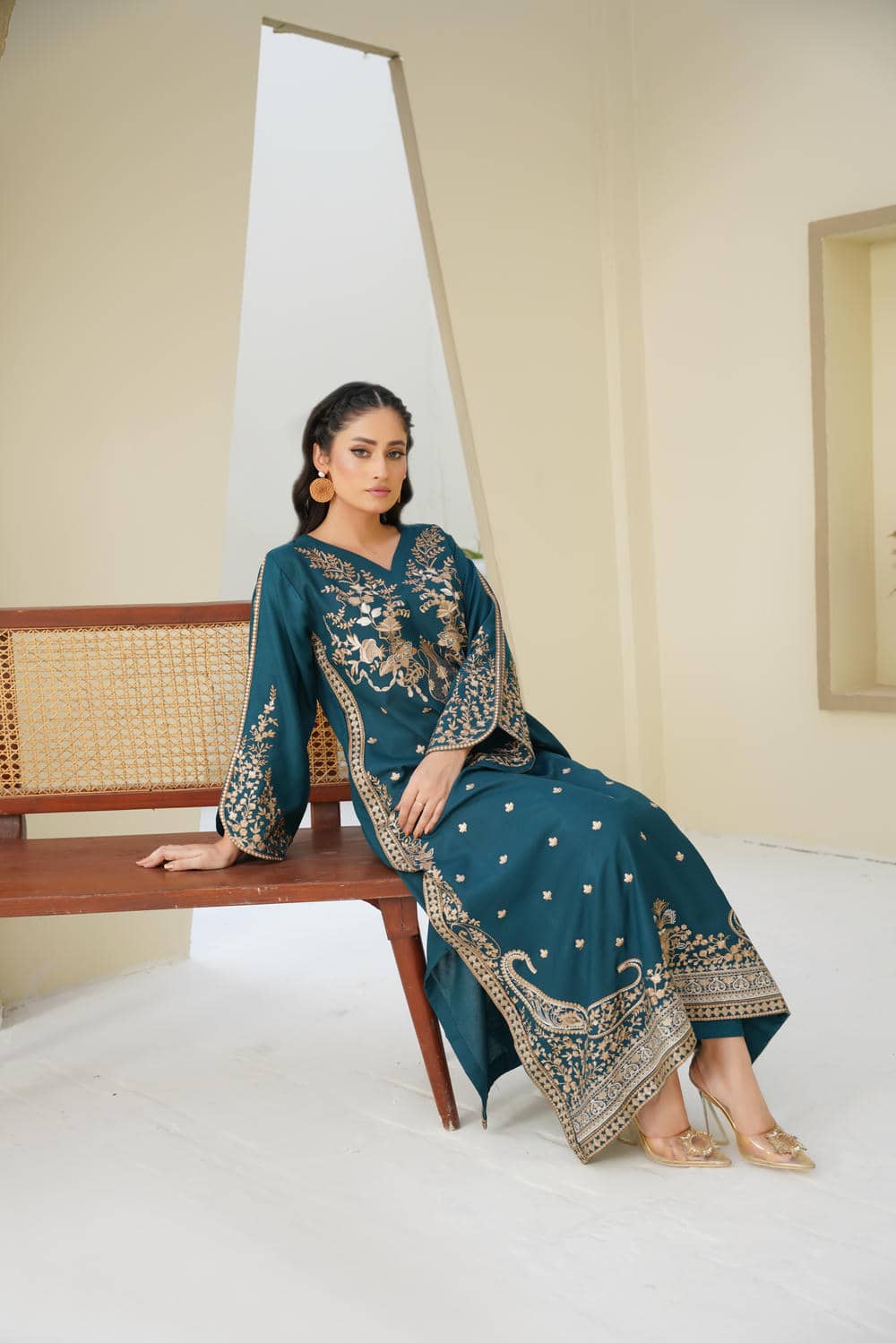 Maya Teal – 2Pc Embroidered Suit
