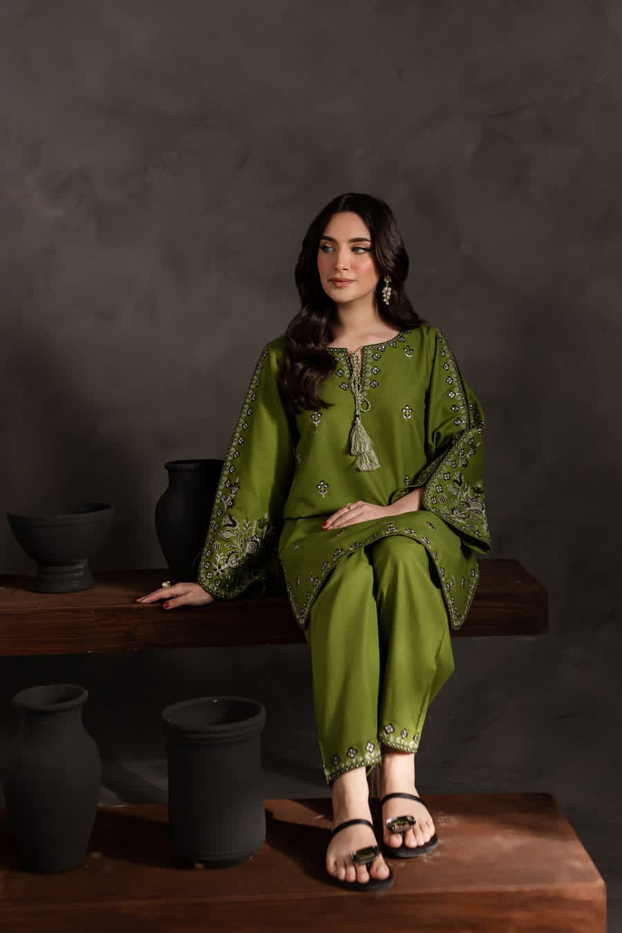 Emerald Green Embroidered 2-Piece Salwar Kameez Suit