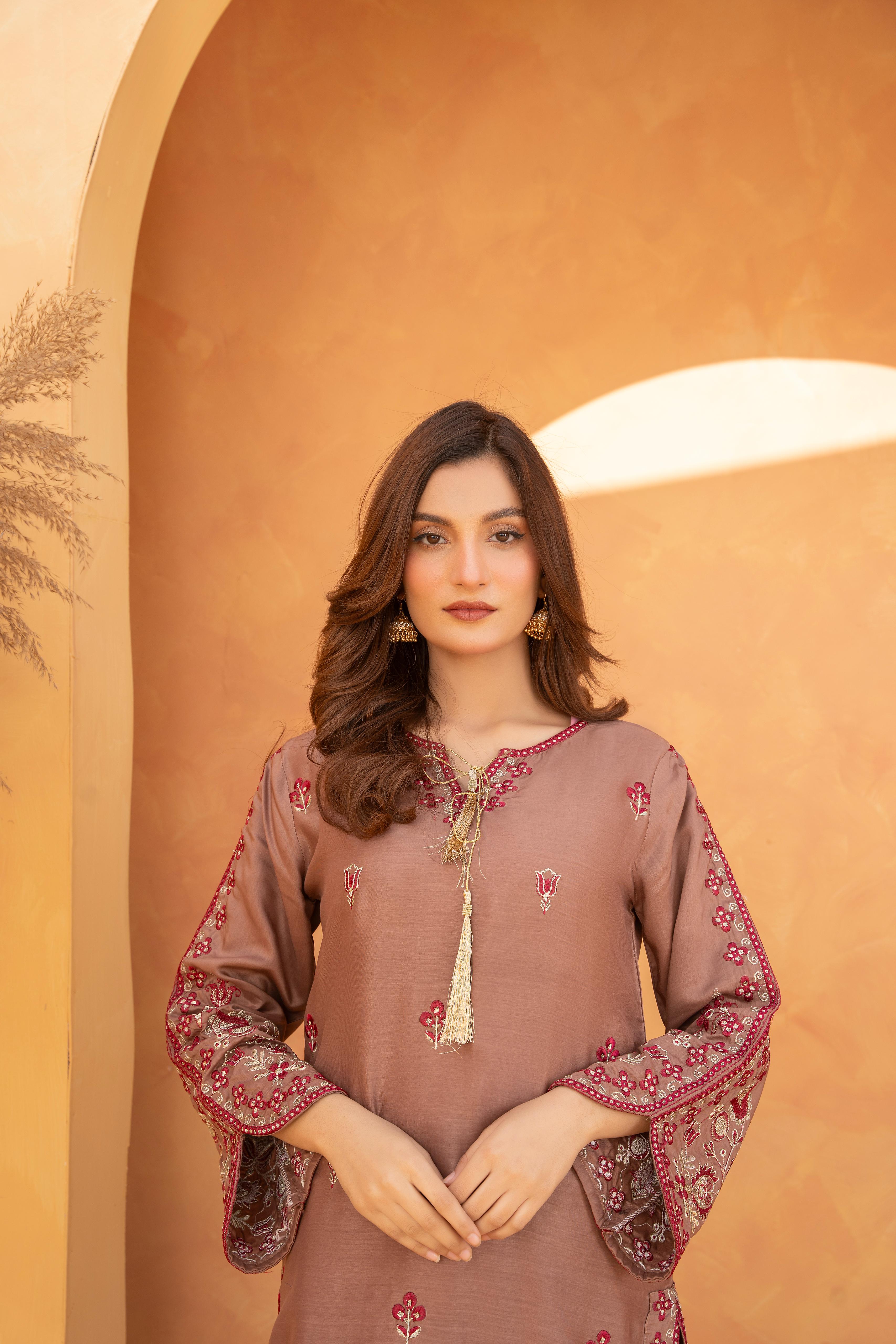 Ivory White Embroidered 2-Piece Kameez Shalwar Set