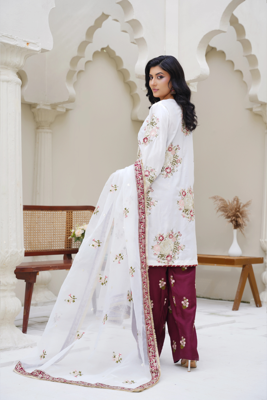 Zara – White & Maroon Viscose 3Pc Suit | Ready-to-Wear 3Pc Suit
