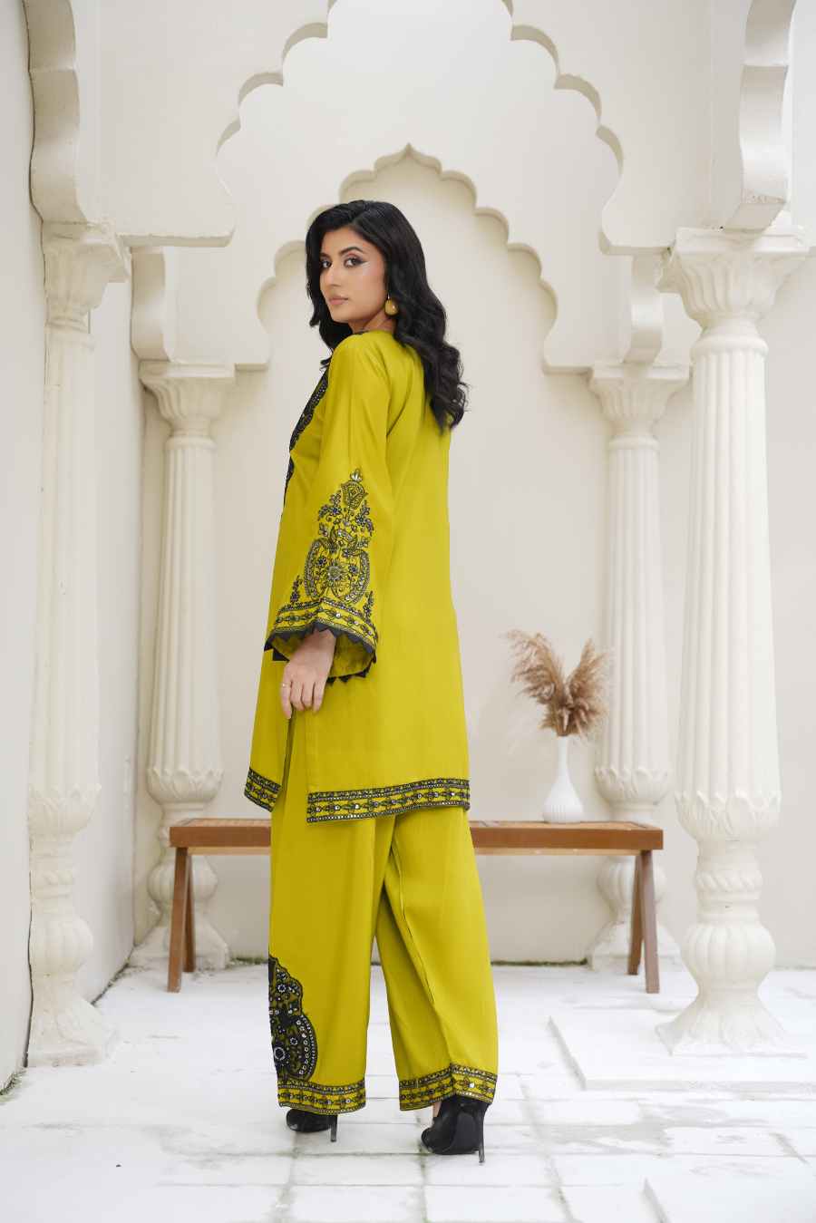 Zynah – Olive Green & Black Embroidered 2Pc Suit | Elegant Pret