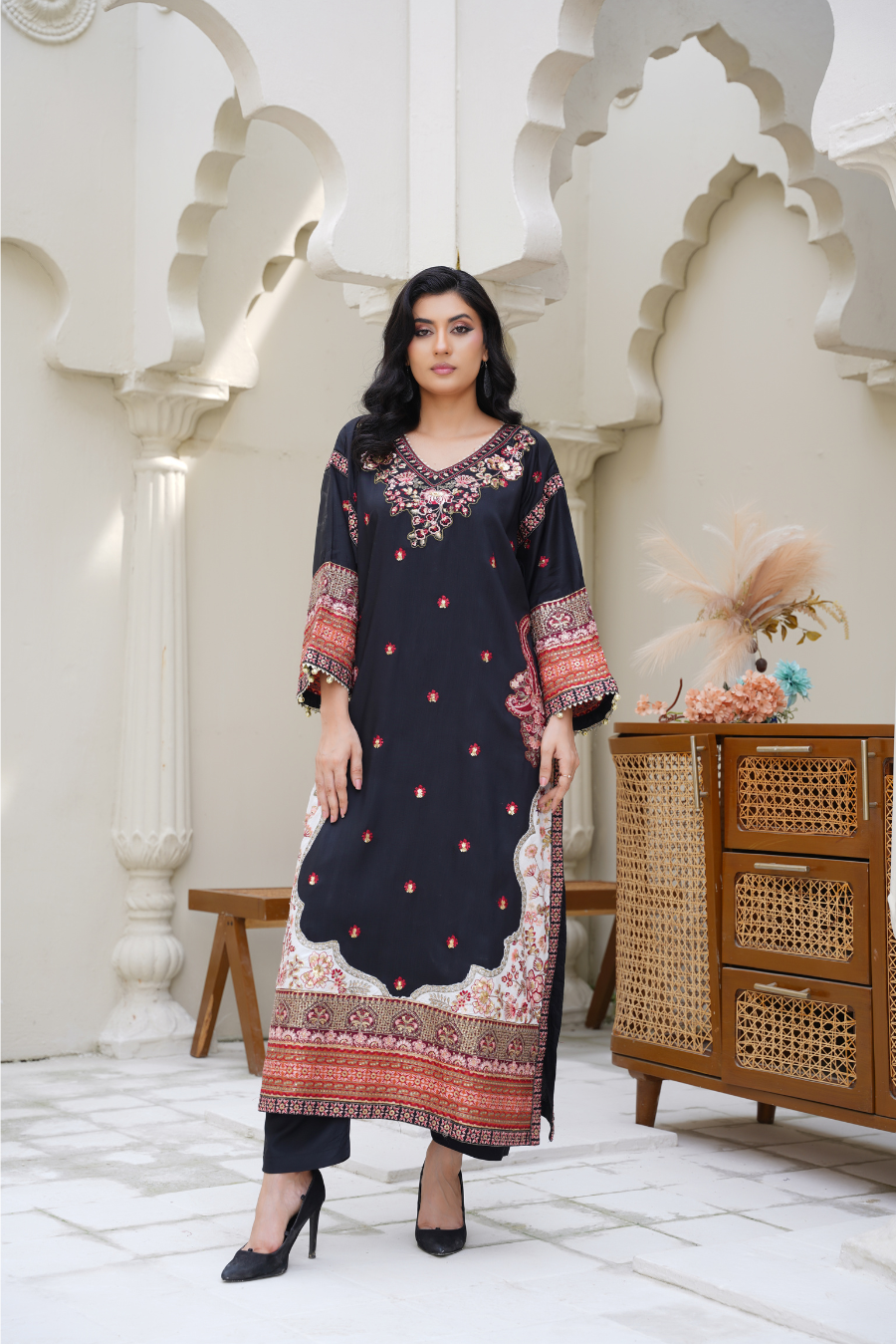 Zareen – Black Viscose 2Pc Suit | Ready to Wear