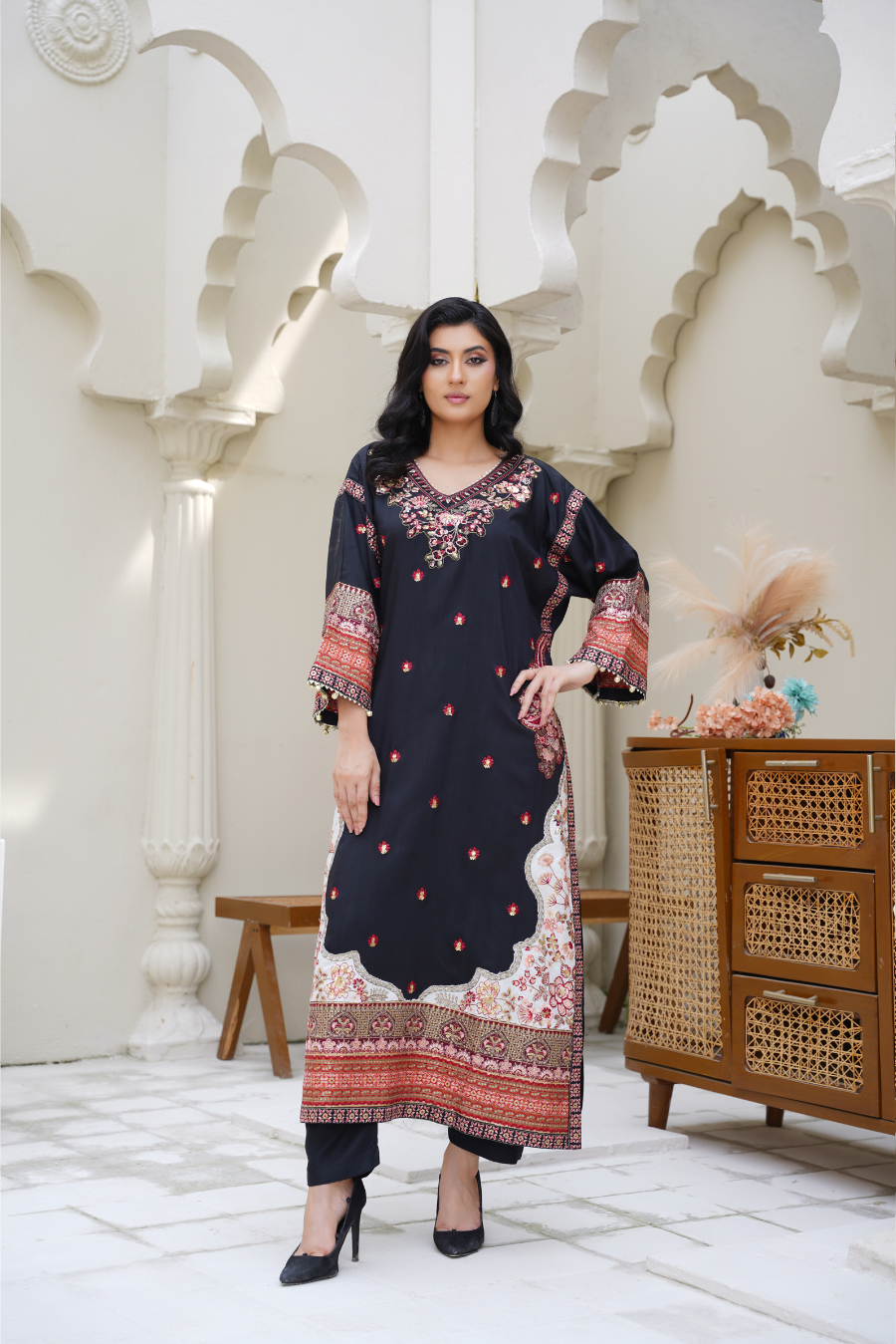 Zareen – Black Viscose 2Pc Suit | Ready to Wear