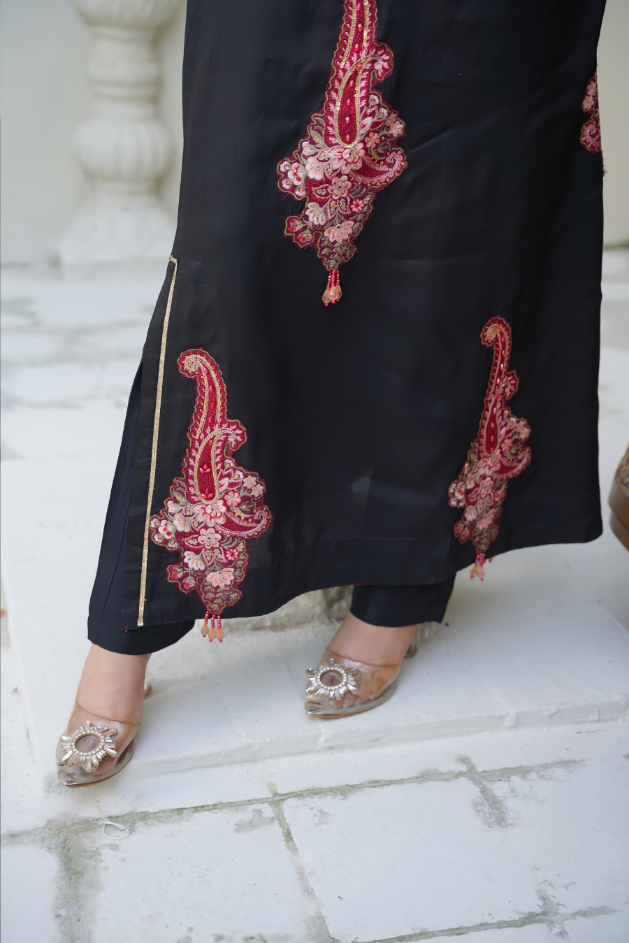 ✨ Anam A – Black Embroidered 2Pc Suit | Formal Pret