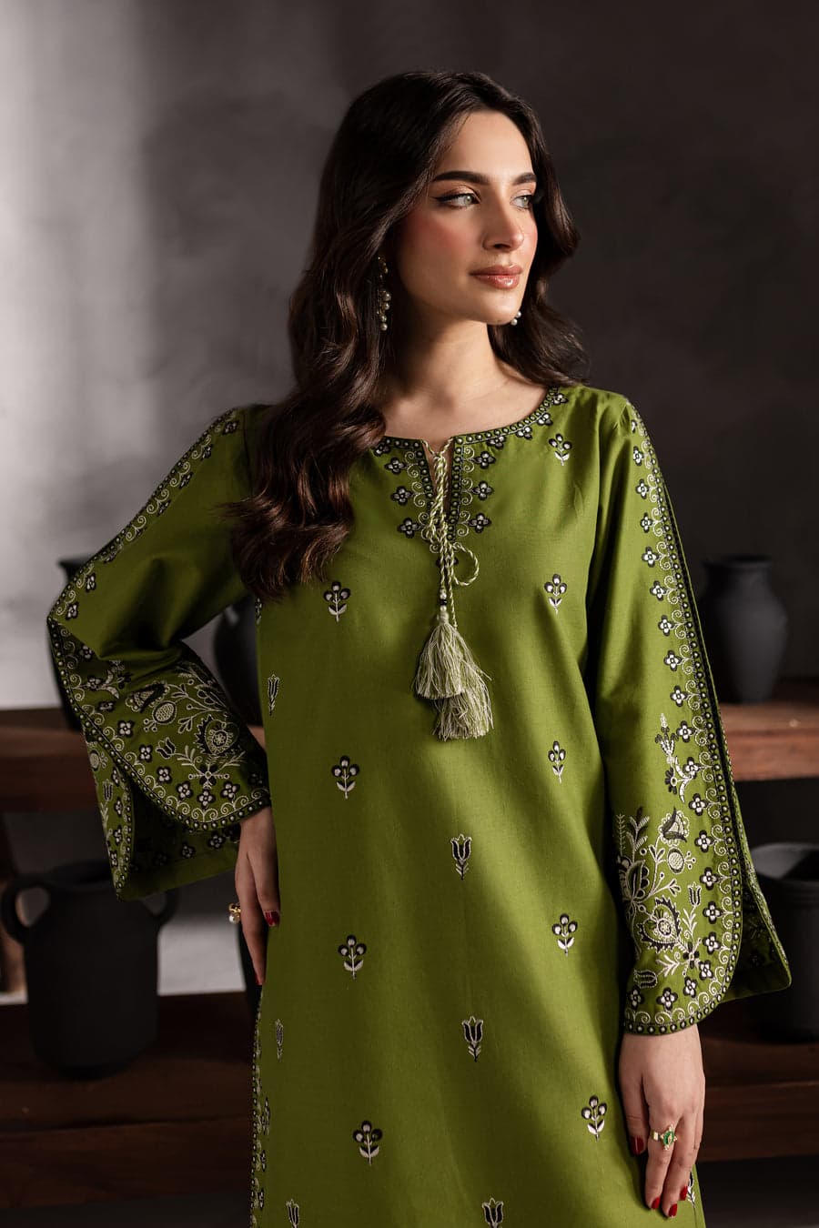 Emerald Green Embroidered 2-Piece Salwar Kameez Suit