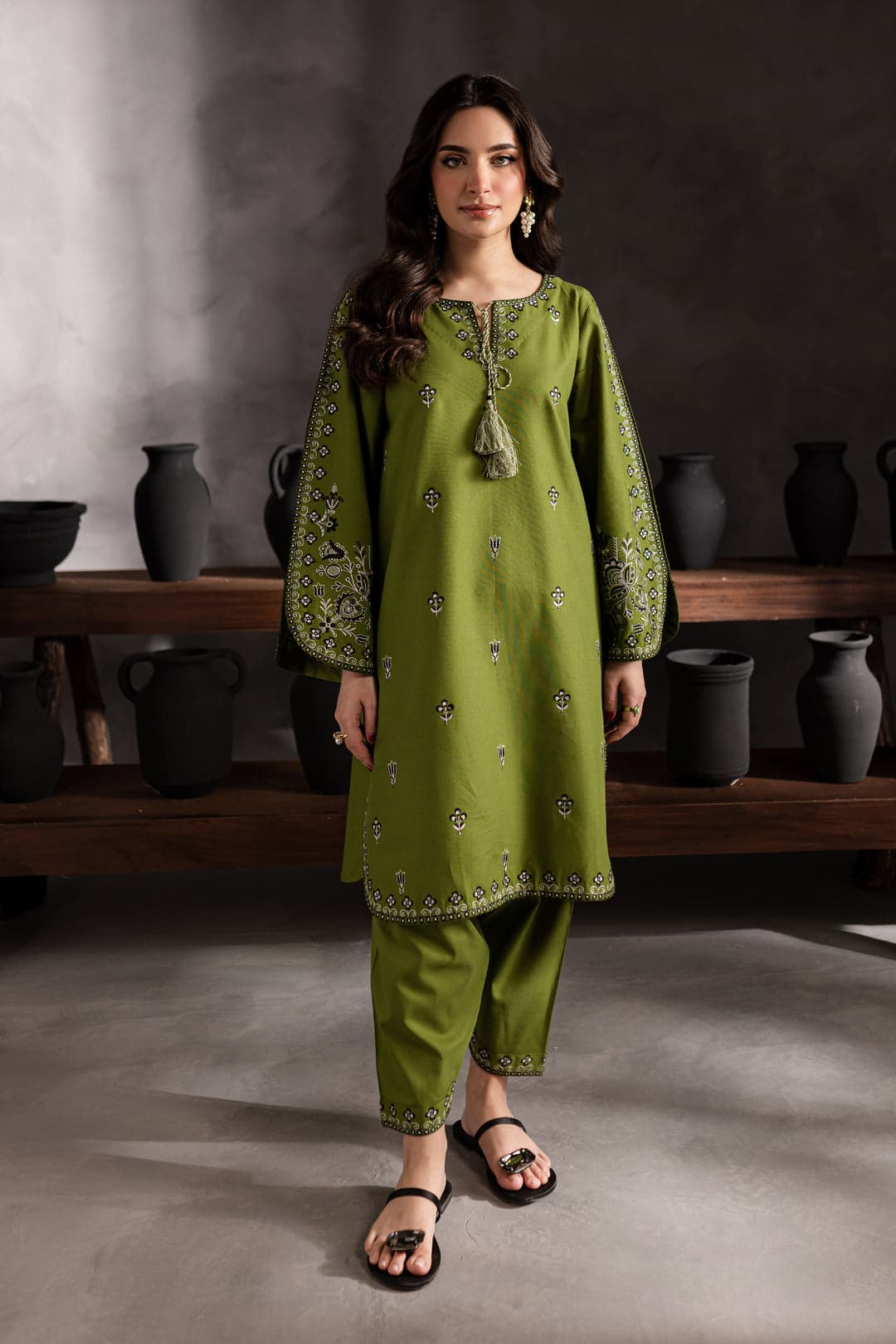 Emerald Green Embroidered 2-Piece Salwar Kameez Suit